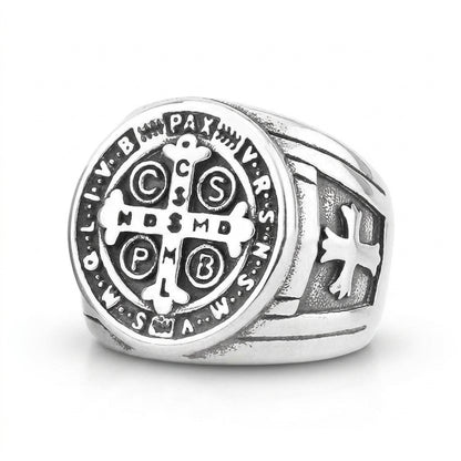 Anillo Cruz de San Benito